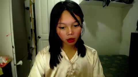 Snapshot of lovely_thea_xoxo chatting on 07-09-26, 08:18 Thea online show from 07-09-26, 08:18