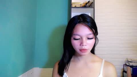 Snapshot of lovely_thea_xoxo chatting on 07-14-26, 08:08 Thea online show from 07-14-26, 08:08