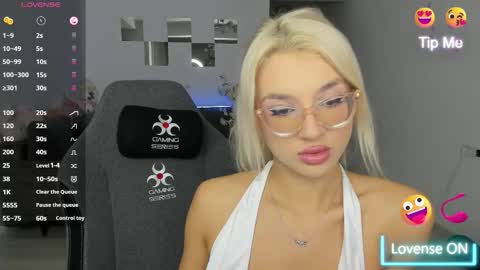 lovelybianca_ online show from 11-09-25, 11:14