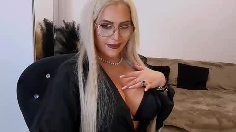 PrAllinXXXa online show from 03-09-26, 11:09