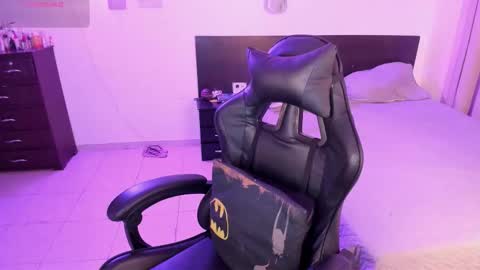 lovely   online show from 03-19-26, 09:30