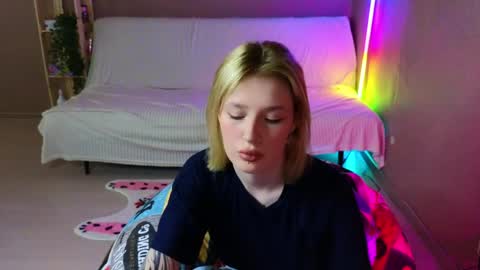 your sweet girls online show from 05-17-26, 07:17