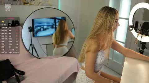 lovelygracee online show from 06-17-26, 03:02
