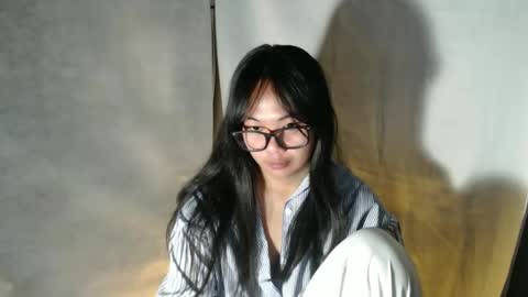 Kadita3 online show from 10-17-25, 01:20