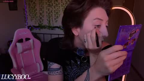 lovelylittlelucyy online show from 05-31-26, 09:49