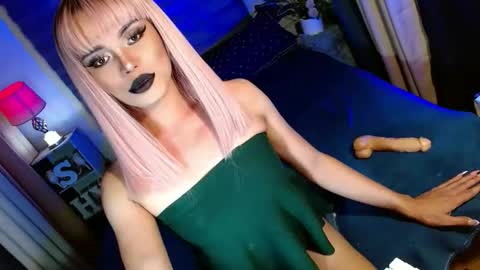 lovelymiss_shyna11 online show from 10-03-25, 06:21