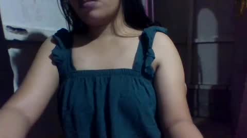 Snapshot of lovelymocha27 chatting on 02-21-25, 11:44 lovelymocha27s online show from 02-21-25, 11:44