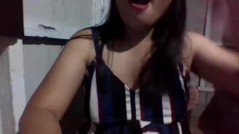 Snapshot of lovelymocha27 chatting on 09-11-25, 05:57 lovelymocha27s online show from 09-11-25, 05:57