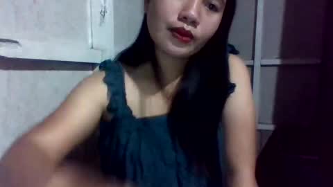 Snapshot of lovelymocha27 chatting on 12-05-25, 11:19 lovelymocha27s online show from 12-05-25, 11:19