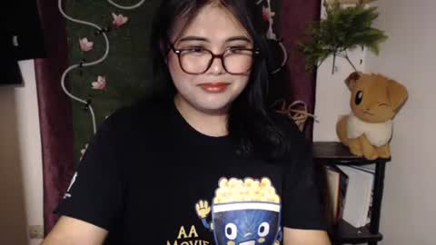 Snapshot of lovelypinaychubsx chatting on 10-02-25, 11:50 lovely online show from 10-02-25, 11:50