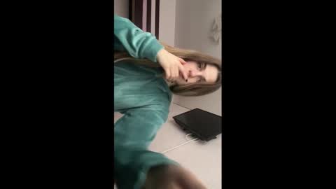 Snapshot of lovelysilk_63 chatting on 02-04-26, 08:31 ELA online show from 02-04-26, 08:31