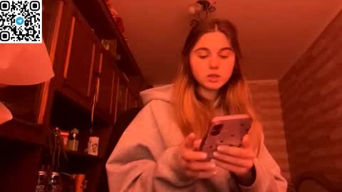 Snapshot of lovelysilk_63 chatting on 02-20-26, 08:38 ELA online show from 02-20-26, 08:38