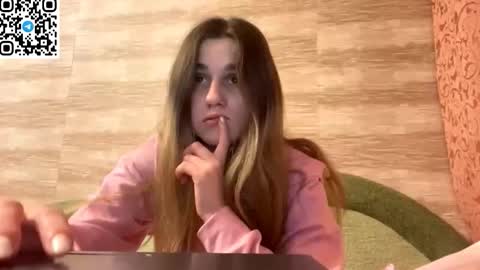 Snapshot of lovelysilk_63 chatting on 02-23-26, 09:01 ELA online show from 02-23-26, 09:01
