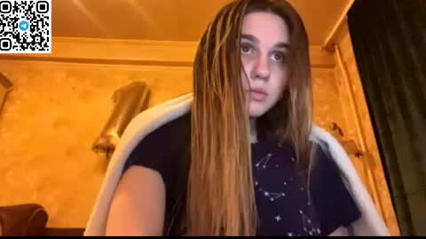 Snapshot of lovelysilk_63 chatting on 04-07-26, 07:03 ELA online show from 04-07-26, 07:03