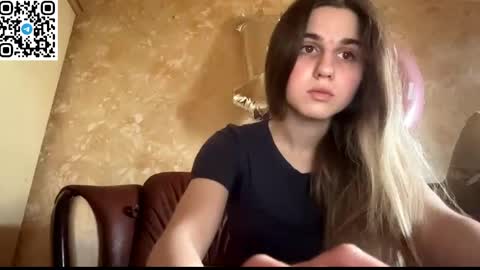 Snapshot of lovelysilk_63 chatting on 05-31-26, 07:59 ELA online show from 05-31-26, 07:59