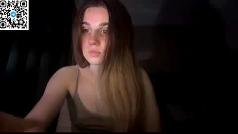 Snapshot of lovelysilk_63 chatting on 06-11-26, 06:39 ELA online show from 06-11-26, 06:39