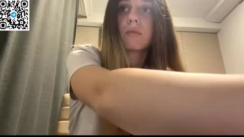 Snapshot of lovelysilk_63 chatting on 07-10-26, 06:21 ELA online show from 07-10-26, 06:21