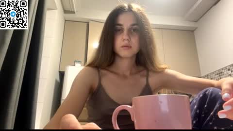 Snapshot of lovelysilk_63 chatting on 07-12-26, 06:10 ELA online show from 07-12-26, 06:10
