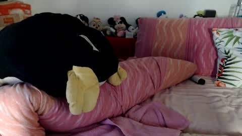 Snapshot of lovelywoman22 chatting on 03-01-25, 05:42 lovelywoman22 online show from 03-01-25, 05:42