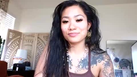 Snapshot of lovelyxmacii chatting on 05-29-26, 10:52 lovelyxmacii online show from 05-29-26, 10:52
