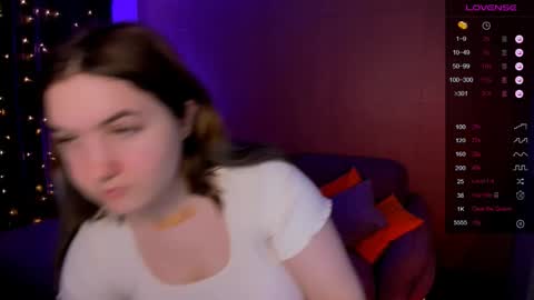 Julia  online show from 03-16-26, 08:18