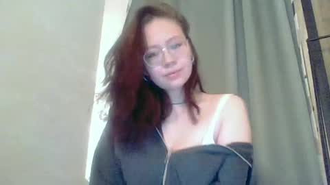 Snapshot of lovephantom_ chatting on 10-28-25, 05:15 lovephantom_ online show from 10-28-25, 05:15