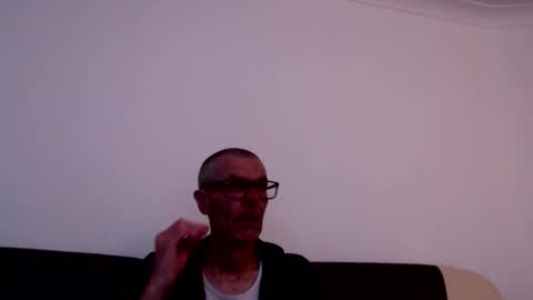 lovepvcearly50s online show from 04-25-26, 06:38