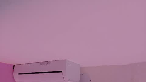 L O V E  online show from 06-10-26, 11:31
