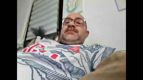 lover010983 online show from 01-15-25, 11:43