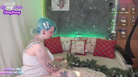 Snapshot of lover_emmy chatting on 12-10-24, 05:44 Emmy online show from 12-10-24, 05:44