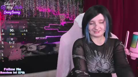 Snapshot of lover_emmy chatting on 02-24-25, 03:20 Emmy online show from 02-24-25, 03:20