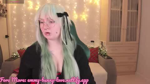 Emmy online show from 01-11-26, 04:12