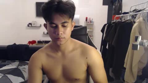 loverboyph04 online show from 09-30-25, 02:11