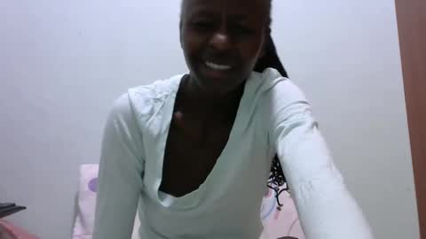 lovergal222 online show from 01-13-25, 06:38