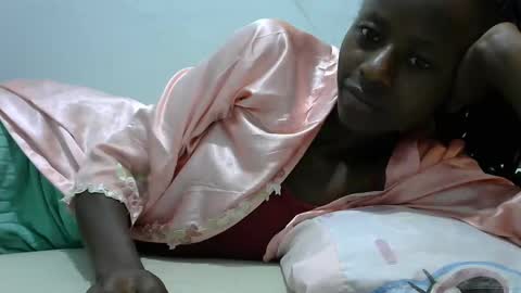 lovergal222 online show from 01-25-25, 08:21