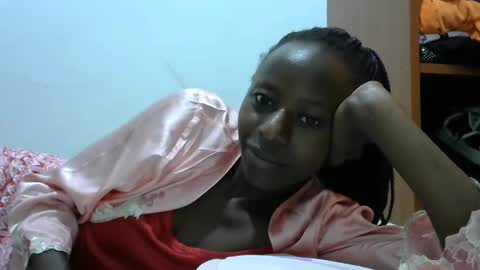 lovergal222 online show from 01-28-25, 06:27