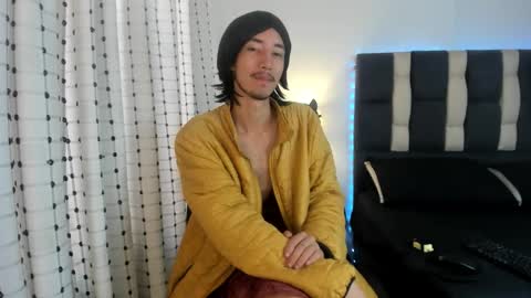 loverisu online show from 01-07-26, 08:44