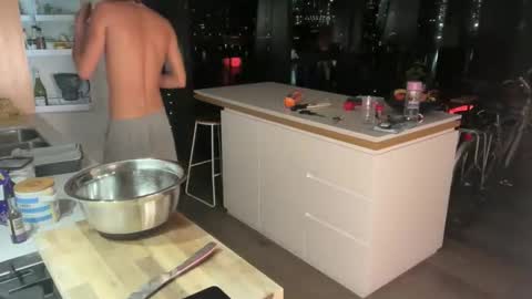 Leo Loves online show from 02-15-26, 11:52