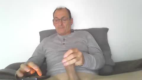 lovs2cum4u online show from 10-01-25, 07:36