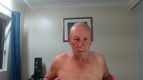 Snapshot of lovesblackazz chatting on 12-27-24, 10:12 Lovesblackazz online show from 12-27-24, 10:12