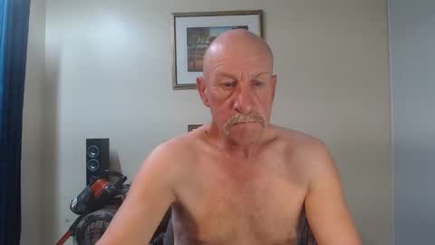 Snapshot of lovesblackazz chatting on 12-13-25, 10:26 Lovesblackazz online show from 12-13-25, 10:26