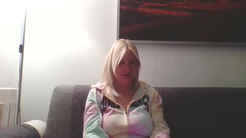 Marlyn online show from 03-07-26, 10:40