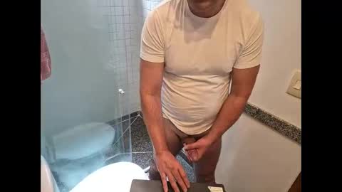 Lovetobeseen online show from 03-27-26, 02:28