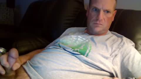 Snapshot of lovetocum37 chatting on 09-25-25, 03:10 lovetocum37 online show from 09-25-25, 03:10