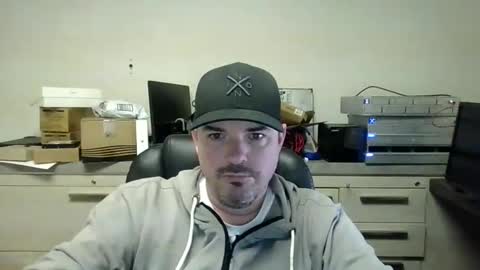 Snapshot of lovetofps chatting on 01-16-25, 06:48 Love2Game online show from 01-16-25, 06:48