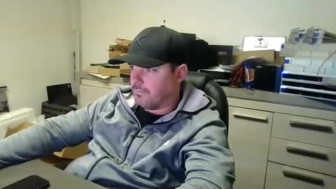 Snapshot of lovetofps chatting on 03-12-25, 04:56 Love2Game online show from 03-12-25, 04:56