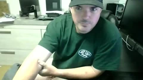 Snapshot of lovetofps chatting on 12-02-25, 11:23 Love2Game online show from 12-02-25, 11:23