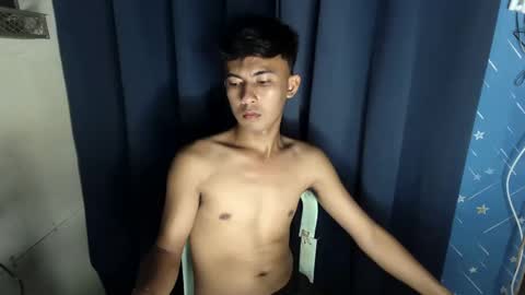 Snapshot of lovetosuckxox chatting on 02-11-25, 11:21 lovetosuckxox online show from 02-11-25, 11:21