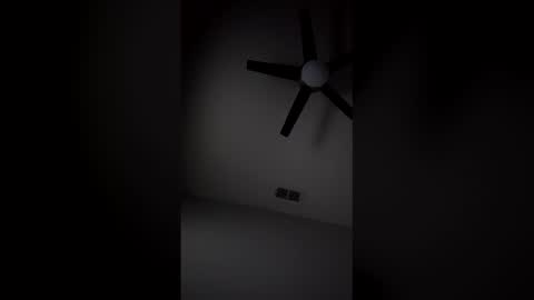 Snapshot of loveyofeets chatting on 03-22-26, 12:30 loveyofeets online show from 03-22-26, 12:30