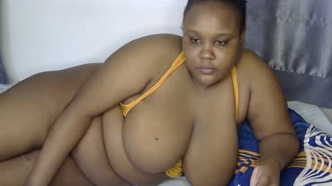 Snapshot of loveytiana chatting on 05-11-26, 11:05 loveytiana online show from 05-11-26, 11:05